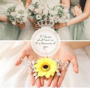 Bridal hair accessories 😍